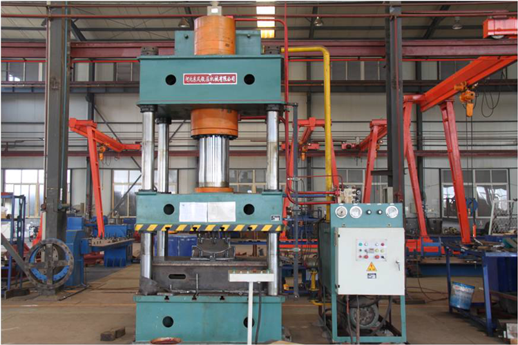  常德湘沅實(shí)業(yè)有限公司,常德垂直垃圾壓縮站,地埋式垃圾壓縮站,電動(dòng)人力斗車(chē),電動(dòng)三輪高壓清運車(chē),電動(dòng)助力拉車(chē)